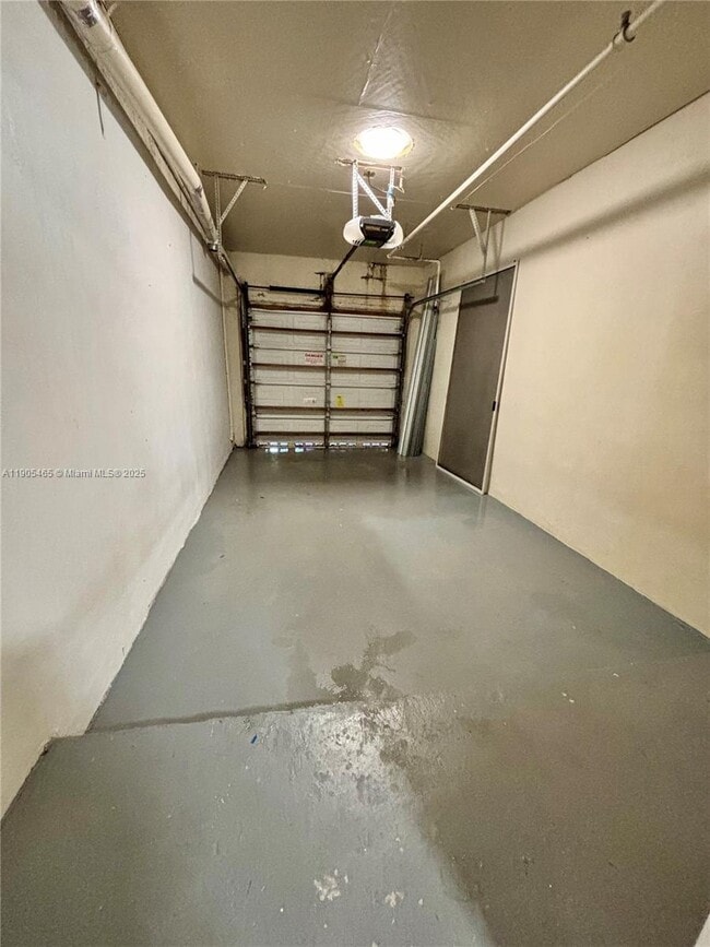 Building Photo - 741 SW 148th Ave