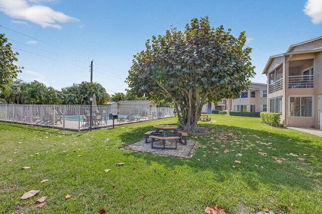 Building Photo - 12416 FL A1AAlt