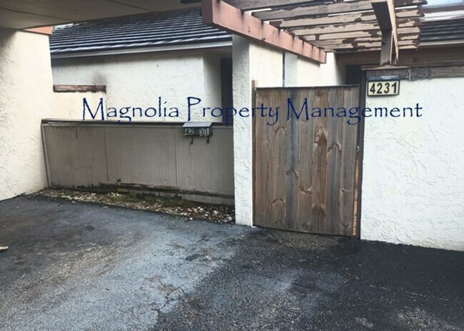 Building Photo - 4231 S Lake Orlando Pkwy