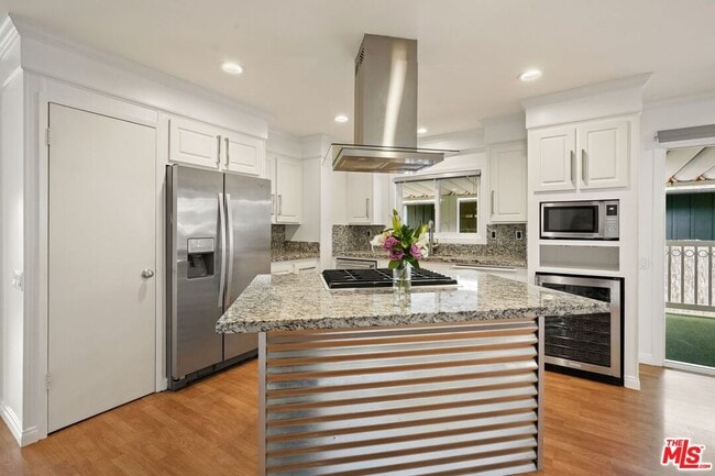 Building Photo - 29500 Heathercliff Rd