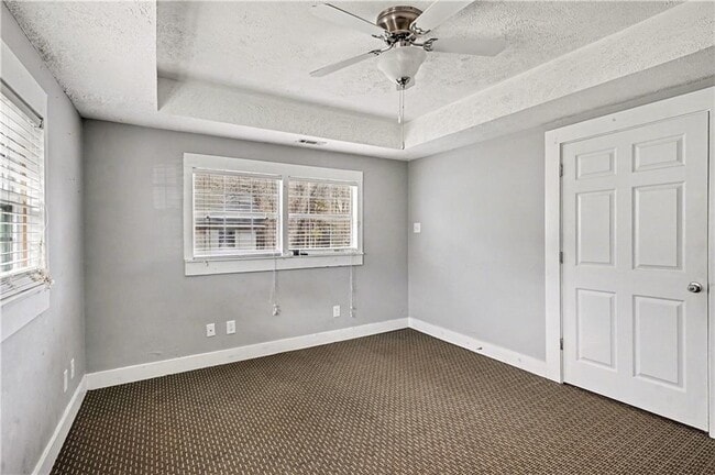 Building Photo - 707 E Mcintosh Rd