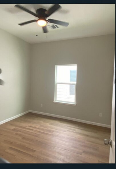 Building Photo - 4512 Mallow St
