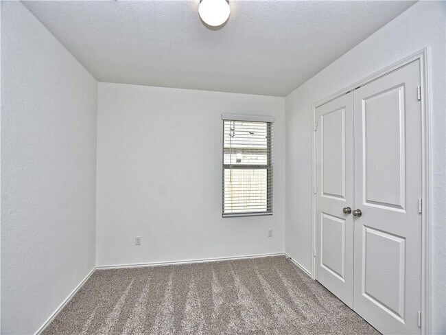 Building Photo - 21413 Wilmiller Ln