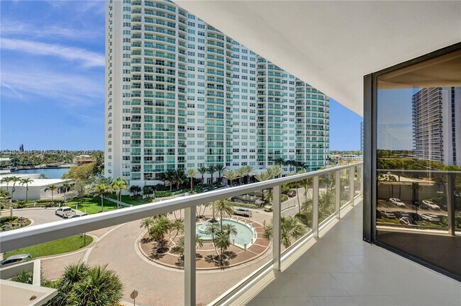 Building Photo - 20281 E Country Club Dr