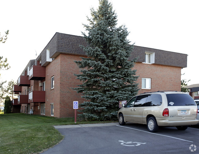 Primary Photo - Salem North Apartments