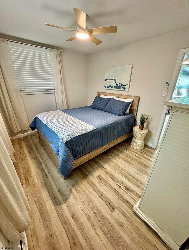 Building Photo - 512 W Brigantine Ave