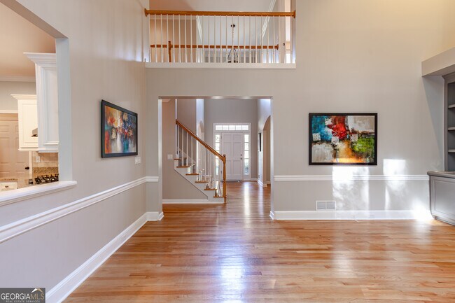 Building Photo - 651 Briarleigh Way