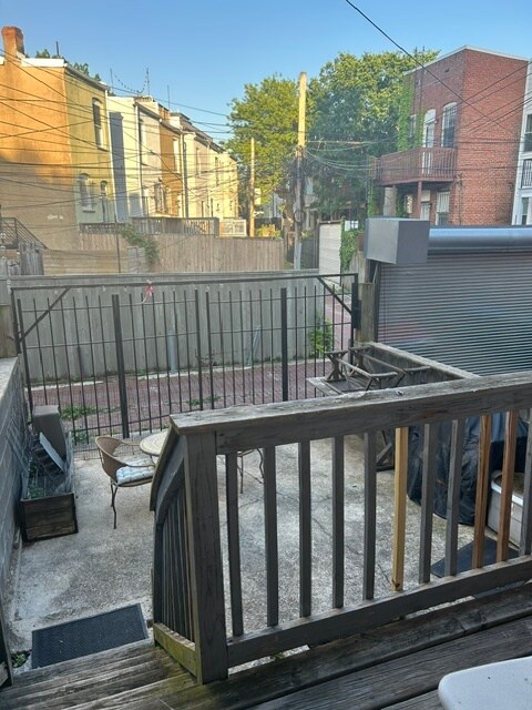 Building Photo - 1613 1st St NW