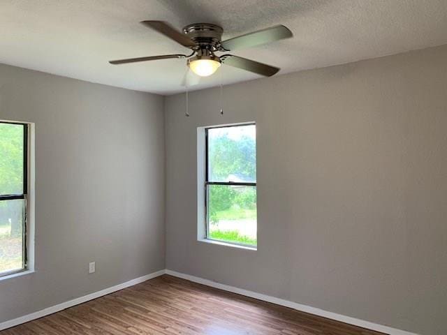 Building Photo - 719 E Chestnut St