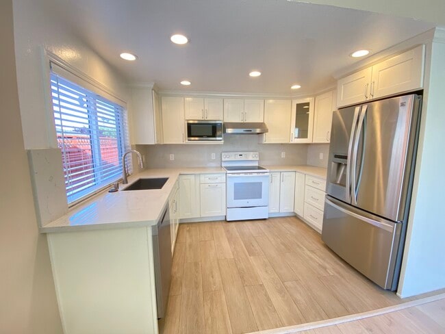 Building Photo - 3314 Inspiration Ct