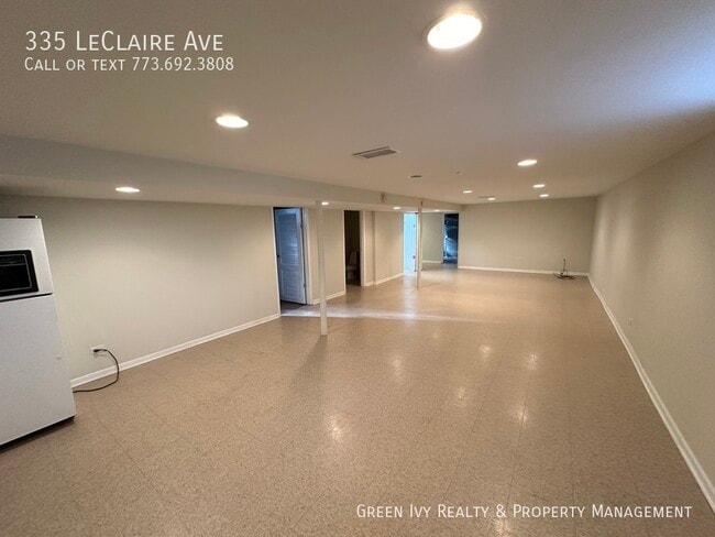 Building Photo - 335 Leclaire Ave