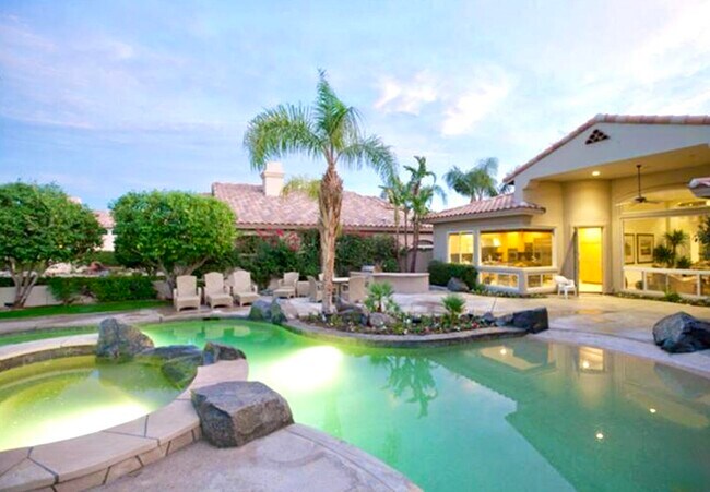 Building Photo - 78990 Cll Brisa