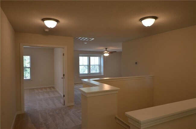 Building Photo - 9000 Gage Dr