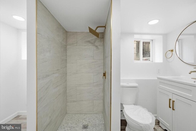 Building Photo - 1625 S Marston St