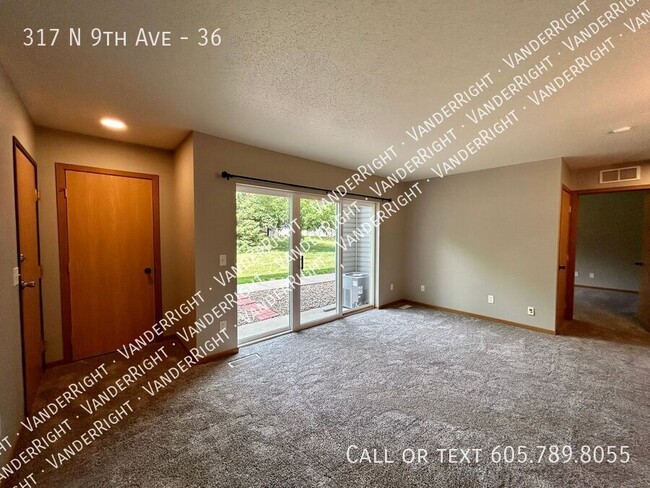 Building Photo - 317 9th Ave