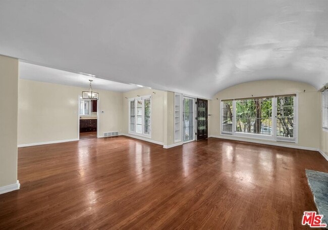 Building Photo - 359 S Highland Ave