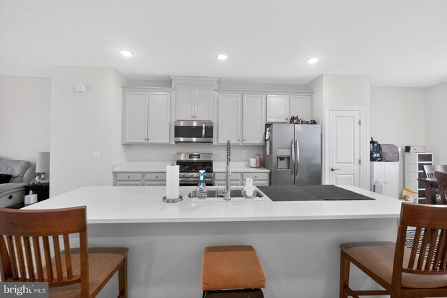 Building Photo - 15297 Westham Ct