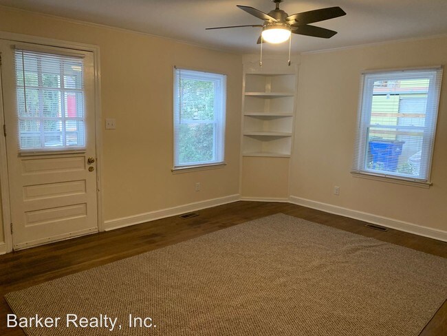 Building Photo - 3 br, 1.5 bath House - 725 Holden Street