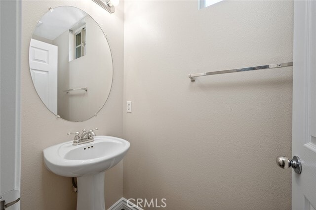 Building Photo - 12584 Montaivo Ln