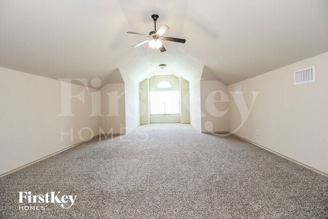 Building Photo - 3008 Beaver Creek Dr