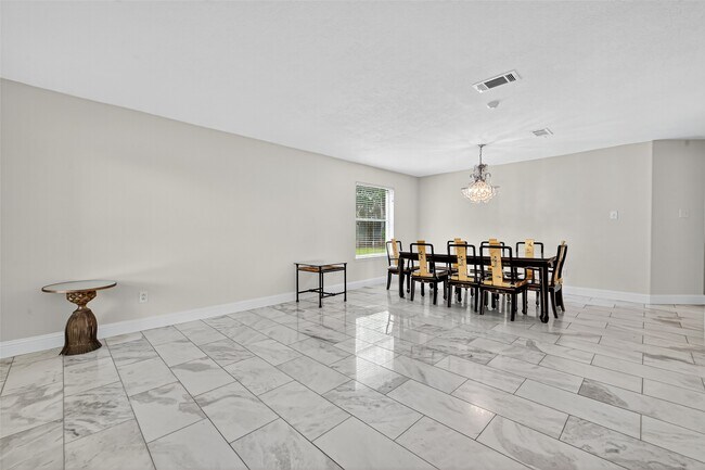 Building Photo - 6654 Stonefort Ct