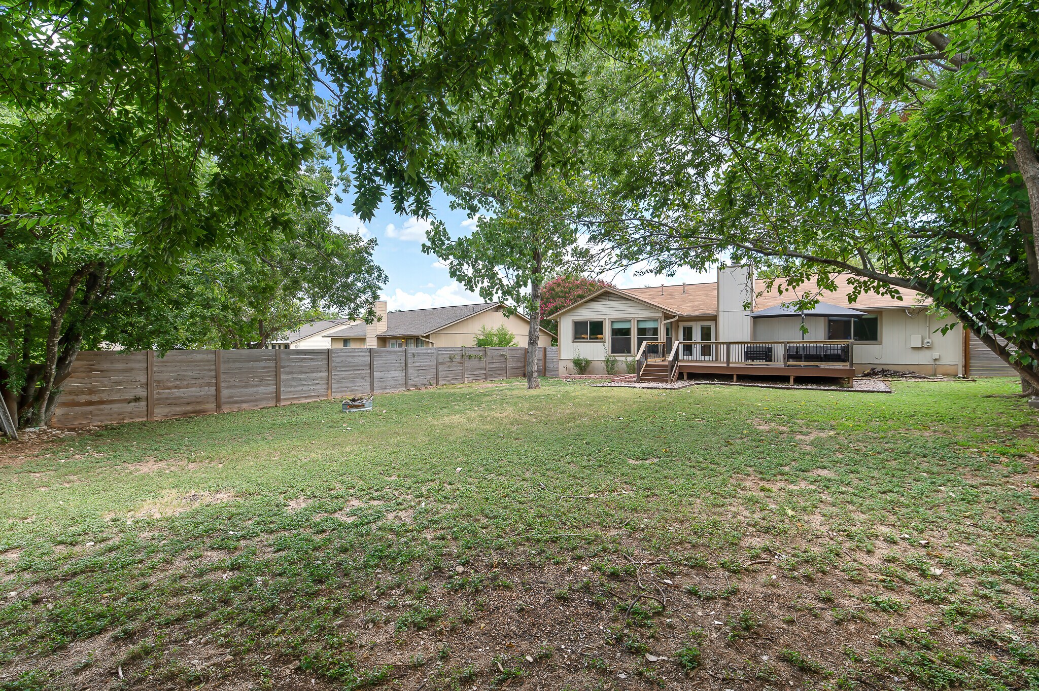 Building Photo - 2110 Spring Breeze Dr