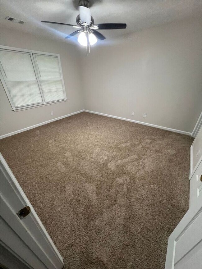 Building Photo - !!!WARNING: AVOID SCAMS CONFIRM RENTAL AT ...