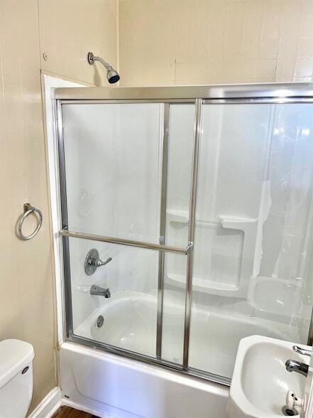 Building Photo - 2220 20th St