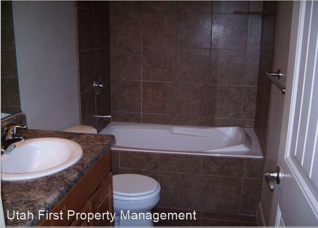 Building Photo - 3 br, 2 bath House - 543 N 2480 W