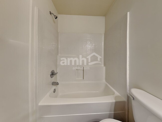 Building Photo - 7024 Bullock Drive