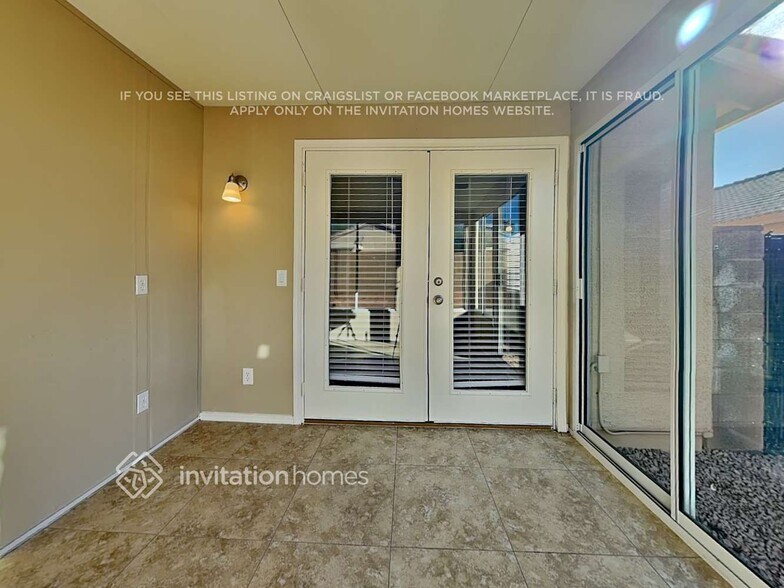 Building Photo - 11538 E Camino St