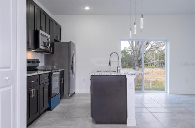 Building Photo - 2901 W Redgate Dr