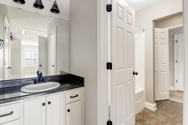 Building Photo - E 31st Street