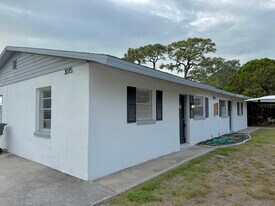Building Photo - 3015 Adrian Ave