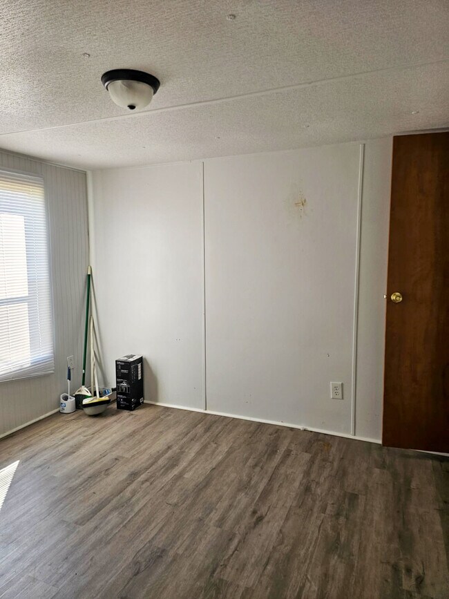 Bedroom 2 - 3985 County Road 203