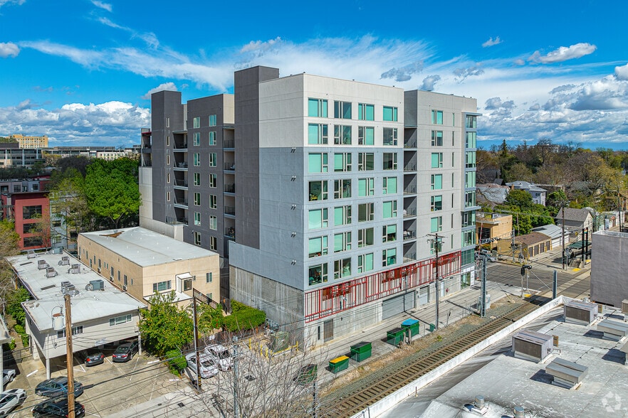 Primary Photo - 1430 Q Apartments