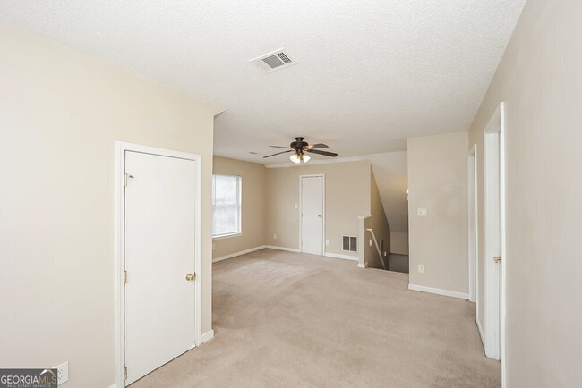 Building Photo - 705 Addy Cove