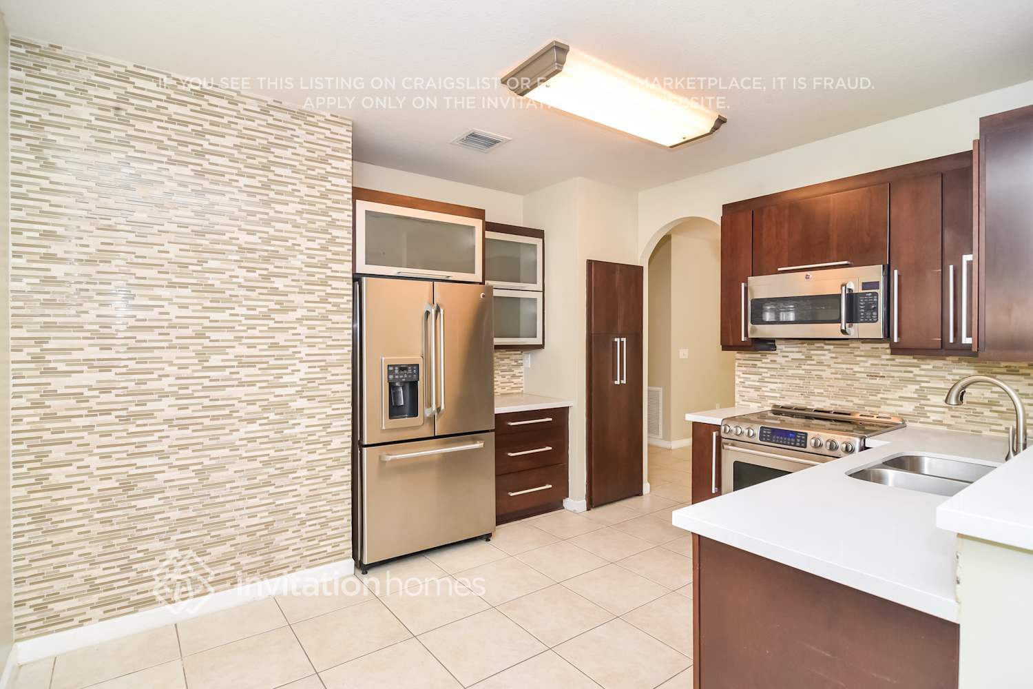 Building Photo - 14323 SW 156th Ave