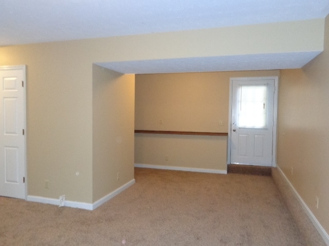 Building Photo - 117 Ridgewood Dr