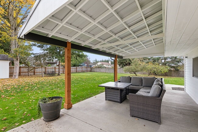 Building Photo - 9488 Olson Rd NW