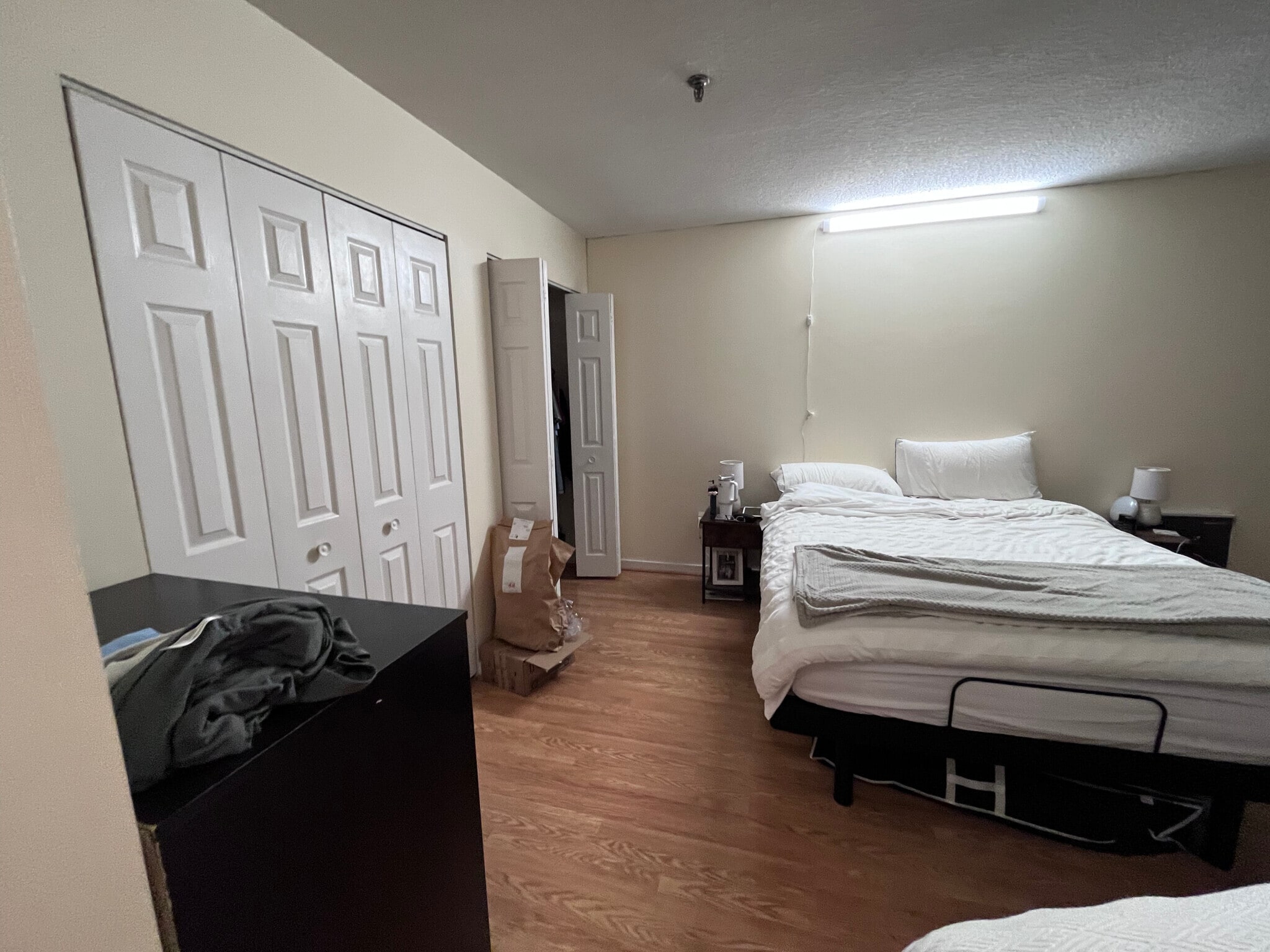 Building Photo - 153 Kelton St