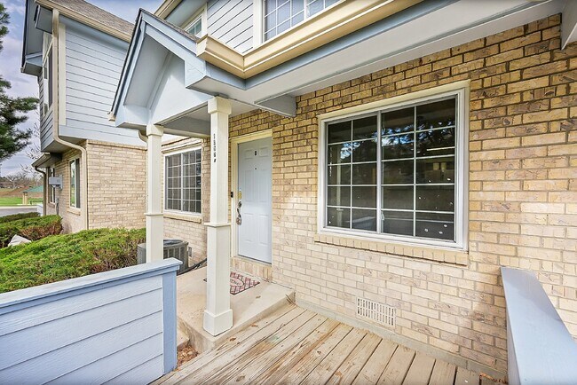 Building Photo - $2,670.95 - 2-bed. 2.5-bath Townhome in Westminster with In Unit Laundry!