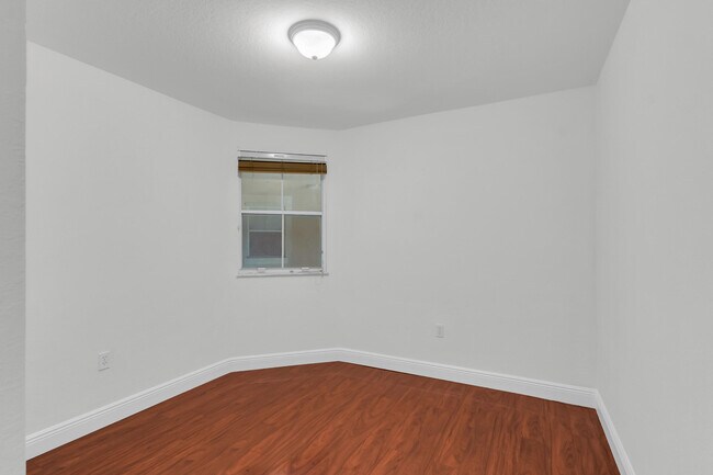 Building Photo - 8970 W Flagler St