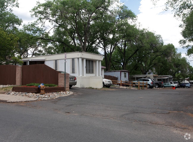 Primary Photo - Aspen Grove Mobile Home Park
