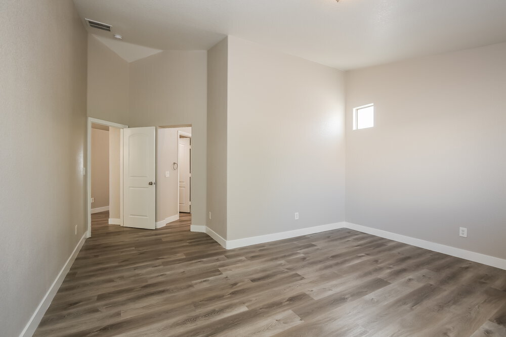 Building Photo - 524 W Claxton Ave