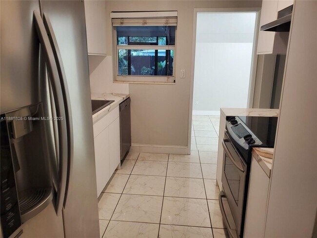 Building Photo - 9400 SW 180th St