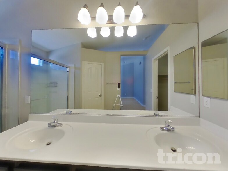 Building Photo - 1166 Picked Petal Ct