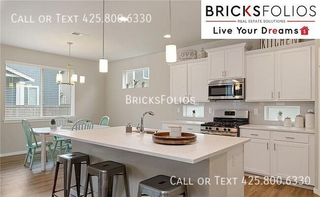 Building Photo - 17611 28th Avenue Ct E