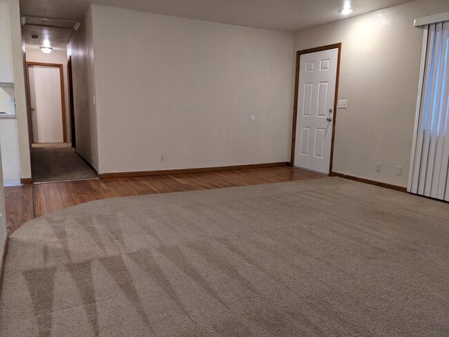 Building Photo - 4803 Appleton Ave