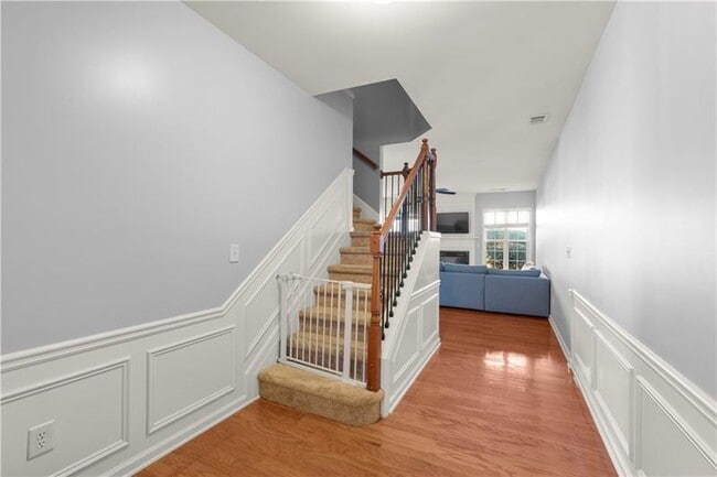 Building Photo - 120 Finchley Dr